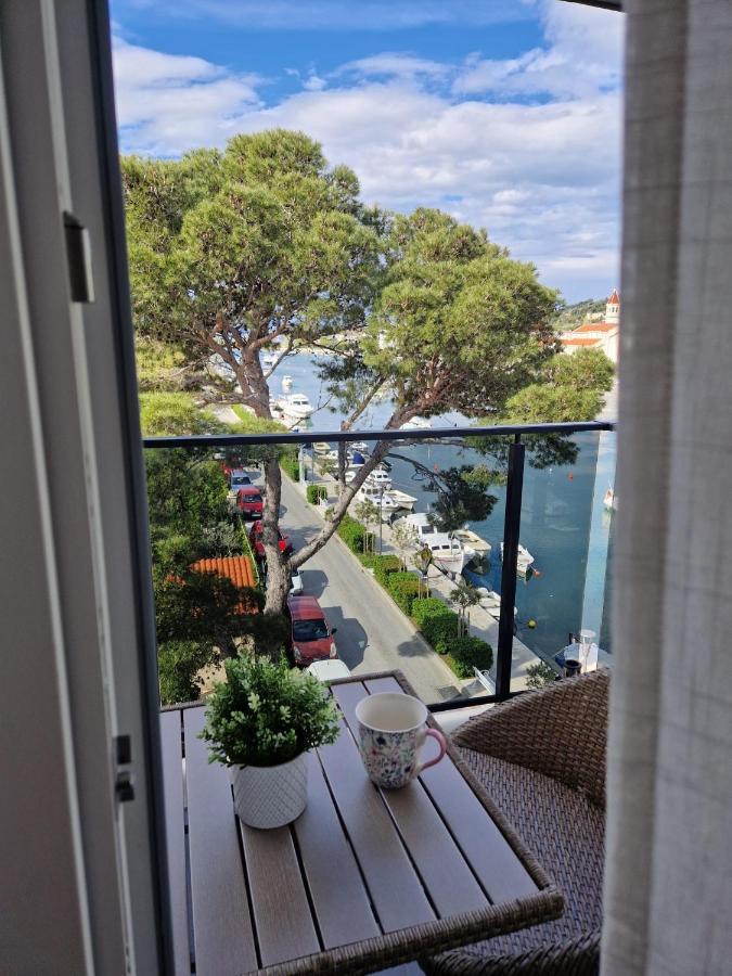 Apartman River Breeze Omis Exterior photo