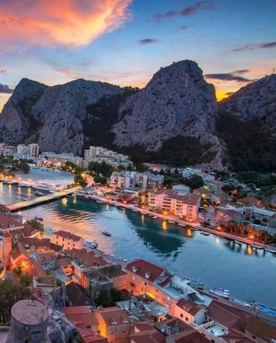 Apartman River Breeze Omis Exterior photo